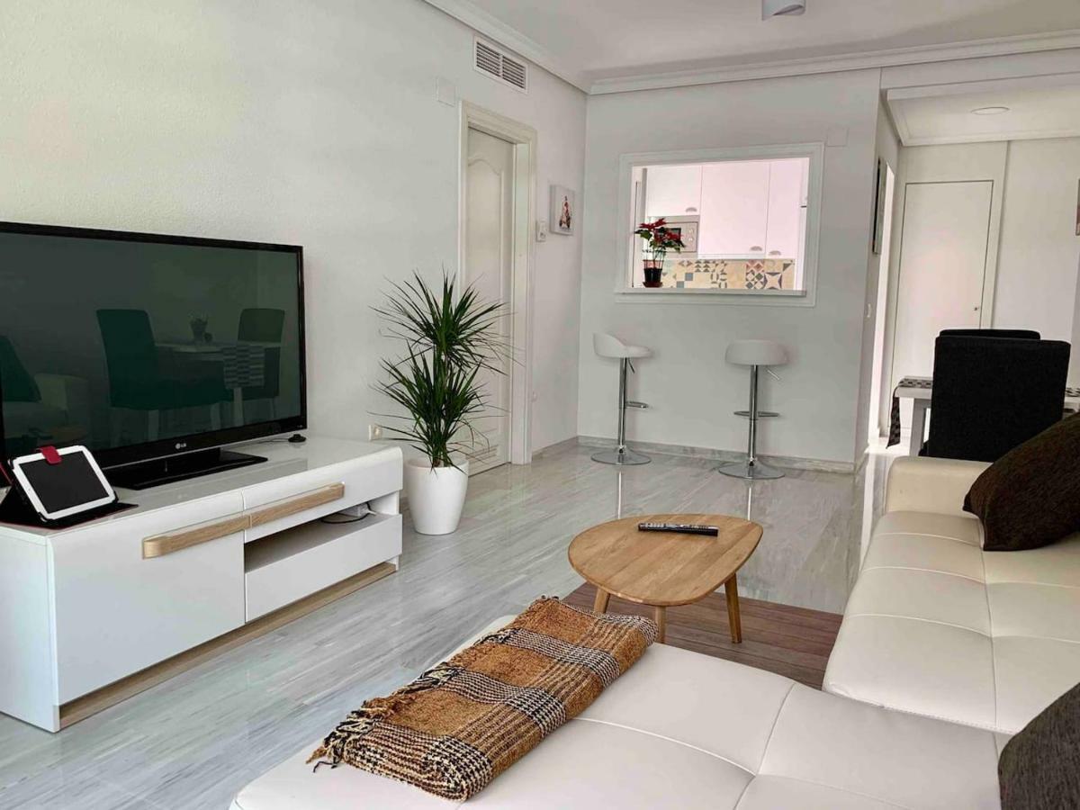 Apto. Lujo Primera Linea Playa Del Bajondillo Torremolinos Exteriér fotografie