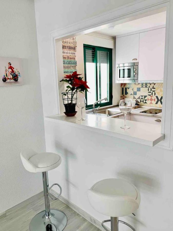Apto. Lujo Primera Linea Playa Del Bajondillo Torremolinos Exteriér fotografie